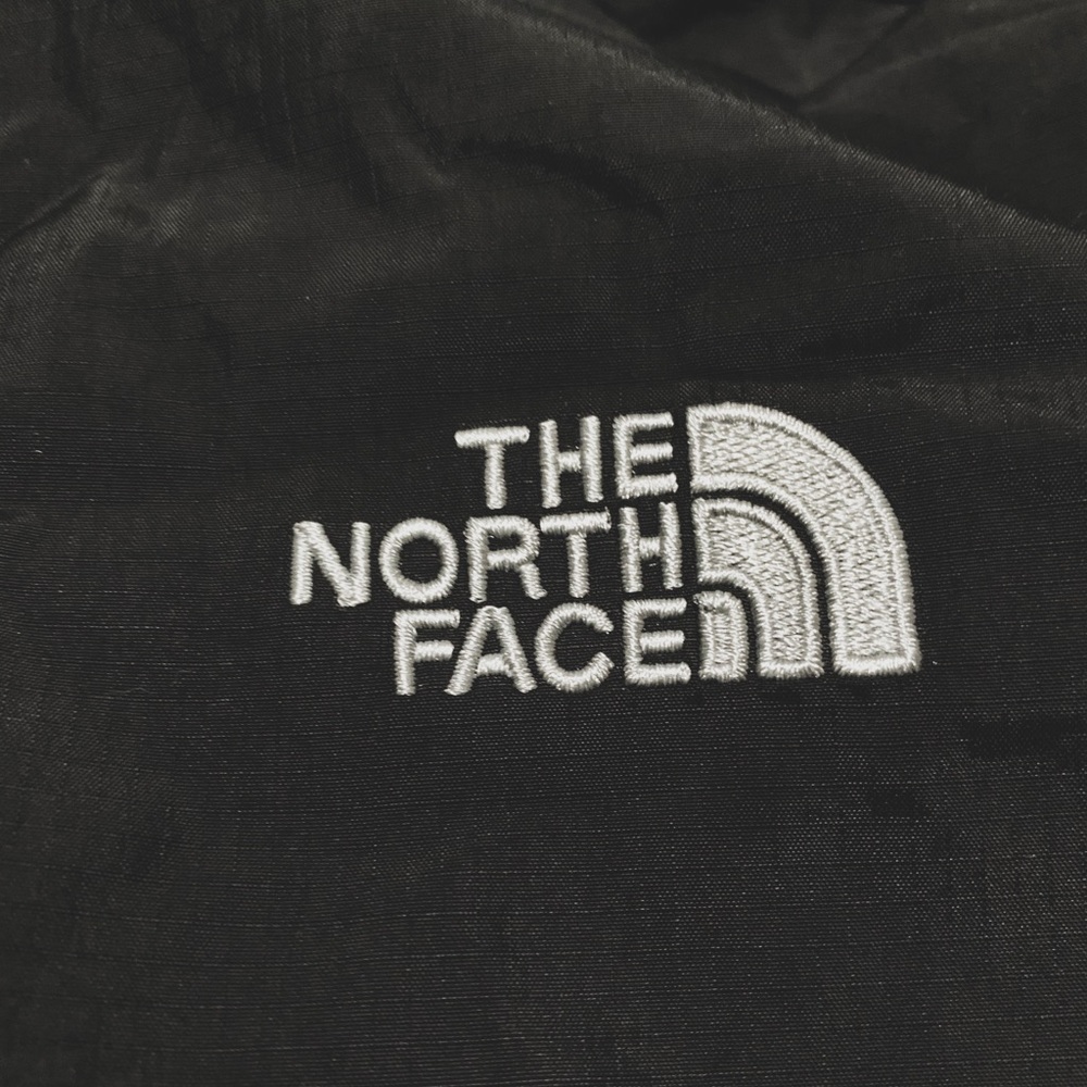 Black North Face Resolve 2 jacket